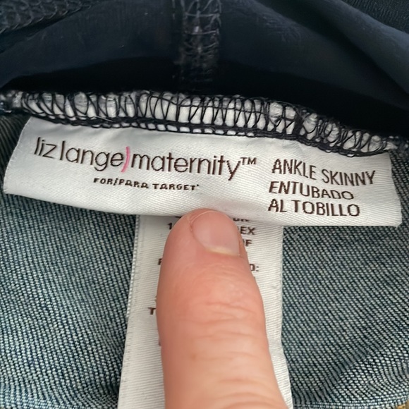 Liz Lange Maternity Ankle Skinny Factory Distressed PullOn jeans- Size M - Picture 10 of 11